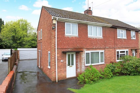 View Full Details for Laburnum Road, Wrockwardine Wood, Telford